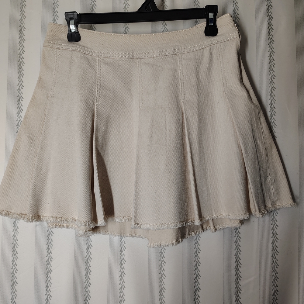NWT- SO Beige Women's Skater Pleated Skirt With Distressed Hem Size 11